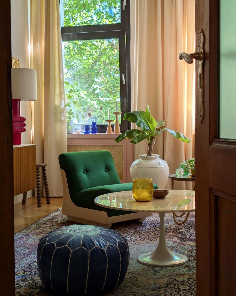 Living_Room_Door_Post